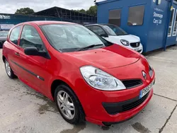 Red Used 2007 Renault Clio II Extreme Hatchback | £1,495 (Good price)