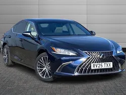 Deep blue Used 2025 Lexus ES300H Sedan | £38,499 (A bit pricey)