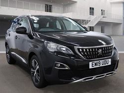 Black Used 2019 Peugeot 3008 Allure Hatchback | £8,600 (Fair price)