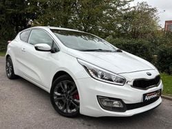 White Used 2015 Kia ProCeed 2 Hatchback | £2,895 (Good price)