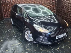 Black Used 2015 Ford S-MAX Titanium MPV | £9,599 (Fair price)