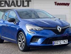 Used 2023 Renault Clio V Evolution Hatchback | £14,995 (Good price)