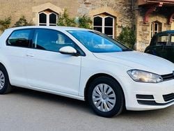White Used 2017 VW Golf VII S Hatchback | £9,995 (Fair price)