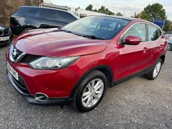 Red Used 2014 Nissan Qashqai Acenta SUV | £4,495 (Fair price)