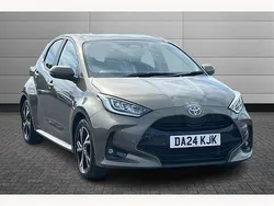 Used 2024 Toyota Yaris Design Hatchback | £18,950 (Fair price)