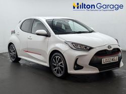 White Used 2022 Toyota Yaris Hybrid Design Hatchback | £17,250 (Fair price)