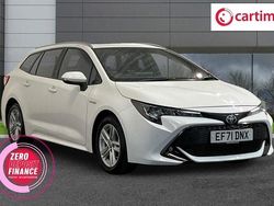White Used 2022 Toyota Corolla Estate | £15,990 (Fair price)