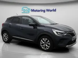 Blue/black Used 2020 Renault Captur Iconic SUV | £10,700 (Good price)