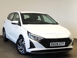 White Used 2024 Hyundai i20 Advanced Hatchback | £15,498 (Fair price)