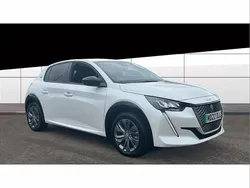 White Used 2022 Peugeot e-208 Allure Premium Hatchback | £13,989