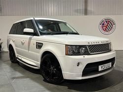 Fuji white Used 2011 Land Rover Range Rover HSE SUV | £10,495 (Expensive)