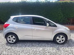 Silver Used 2012 Kia Venga 2 Hatchback | £5,695 (Fair price)