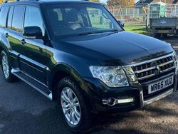 Green Used 2015 Mitsubishi Shogun SUV | £19,625 (A bit pricey)