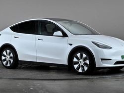 White Used 2022 Tesla Model Y Long Range AWD SUV | £23,798 (Fair price)