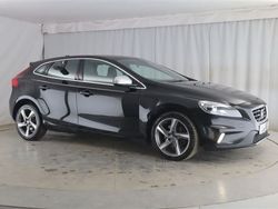 Black Used 2016 Volvo V40 R-Design Estate | £9,503 (Fair price)