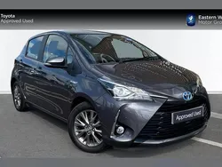 Grey Used 2017 Toyota Yaris Hybrid Hatchback | £11,499 (Fair price)