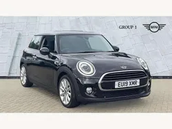 Black Used 2019 Mini Cooper Classic Hatchback | £12,750 (Fair price)