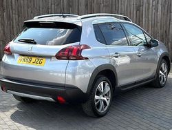 Used 2019 Peugeot 2008 Allure Premium SUV | £11,999 (Fair price)
