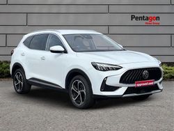 White Used 2023 MG HS Trophy SUV | £16,495 (Fair price)