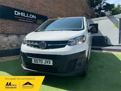 White Used 2020 Vauxhall Vivaro S Van | £7,995 (Fair price)