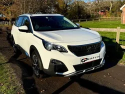 White Used 2020 Peugeot 5008 Allure MPV | £16,395 (Fair price)