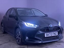 Black Used 2022 Toyota Yaris Hybrid Design Hatchback | £15,999 (Fair price)