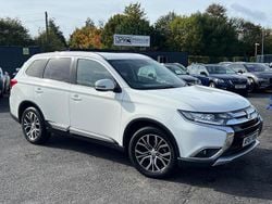 White Used 2017 Mitsubishi Outlander SUV | £9,495 (Fair price)