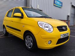 Yellow Used 2011 Kia Picanto Hatchback | £2,850 (Fair price)