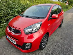 Red Used 2013 Kia Picanto 2 Hatchback | £2,595 (Fair price)