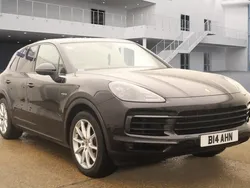 Used 2018 Porsche Cayenne S E-Hybrid SUV | £33,995 (Super price)