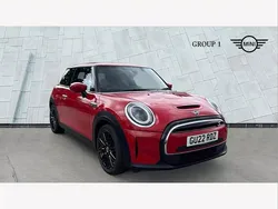 Chili red Used 2022 Mini Cooper S Level 2 Hatchback | £14,995 (Fair price)