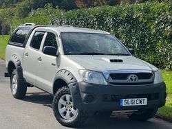 Silver Used 2011 Toyota HiLux Pickup | £4,990 (Super price)