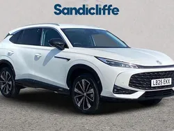 Solid white pearl Used 2024 MG HS Trophy SUV | £22,513 (Expensive)