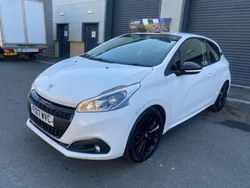 White Used 2017 Peugeot 208 Hatchback | £3,995 (Super price)