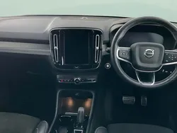 Used 2022 Volvo XC40 R-Design Pro SUV | £22,758 (Good price)
