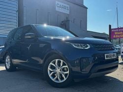 Blue Used 2018 Land Rover Discovery 5 SE SUV | £18,900 (Super price)