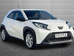 White Used 2022 Toyota Aygo PURE Hatchback | £11,299 (Fair price)