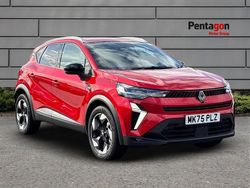 Red Used 2025 Renault Captur Techno SUV | £19,950 (Expensive)