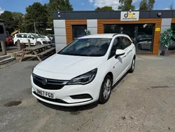 White Used 2017 Vauxhall Astra S Estate | £4,795 (Fair price)