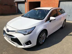 White Used 2016 Toyota Avensis Business Edition Estate | £4,990 (Fair price)