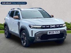 White Used 2025 Dacia Duster Extreme SUV | £25,199