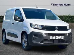 White Used 2024 Vauxhall Combo S MPV | £15,790 (A bit pricey)