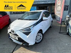 White Used 2021 Toyota Yaris X-play Hatchback | £7,990 (Fair price)