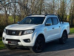 White Used 2017 Nissan Navara Pickup | £12,495 (Good price)