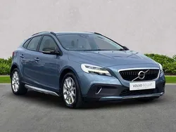 Blue Used 2017 Volvo V40 CC Pro Estate | £10,999 (Fair price)