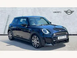 Black Used 2023 Mini Cooper S Exclusive Hatchback | £22,490 (Fair price)
