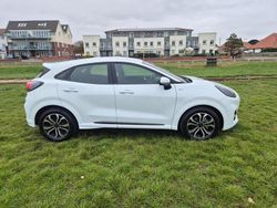 Frozen white Used 2023 Ford Puma ST-Line SUV | £19,995 (A bit pricey)