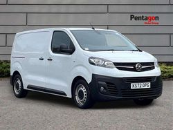 White Used 2022 Vauxhall Vivaro Van | £16,408 (Expensive)