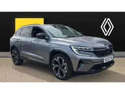 Black Used 2025 Renault Austral Iconic Esprit Alpine SUV | £31,604 (Expensive)