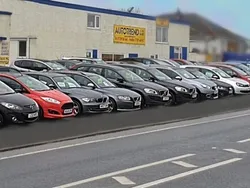 Used 2015 Toyota Yaris Hybrid | £11,897 (Fair price)